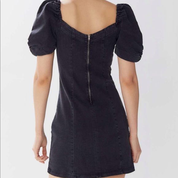 Urban outfitters sweetheart neckline puff sleeve denim dress - Picture 6 of 9